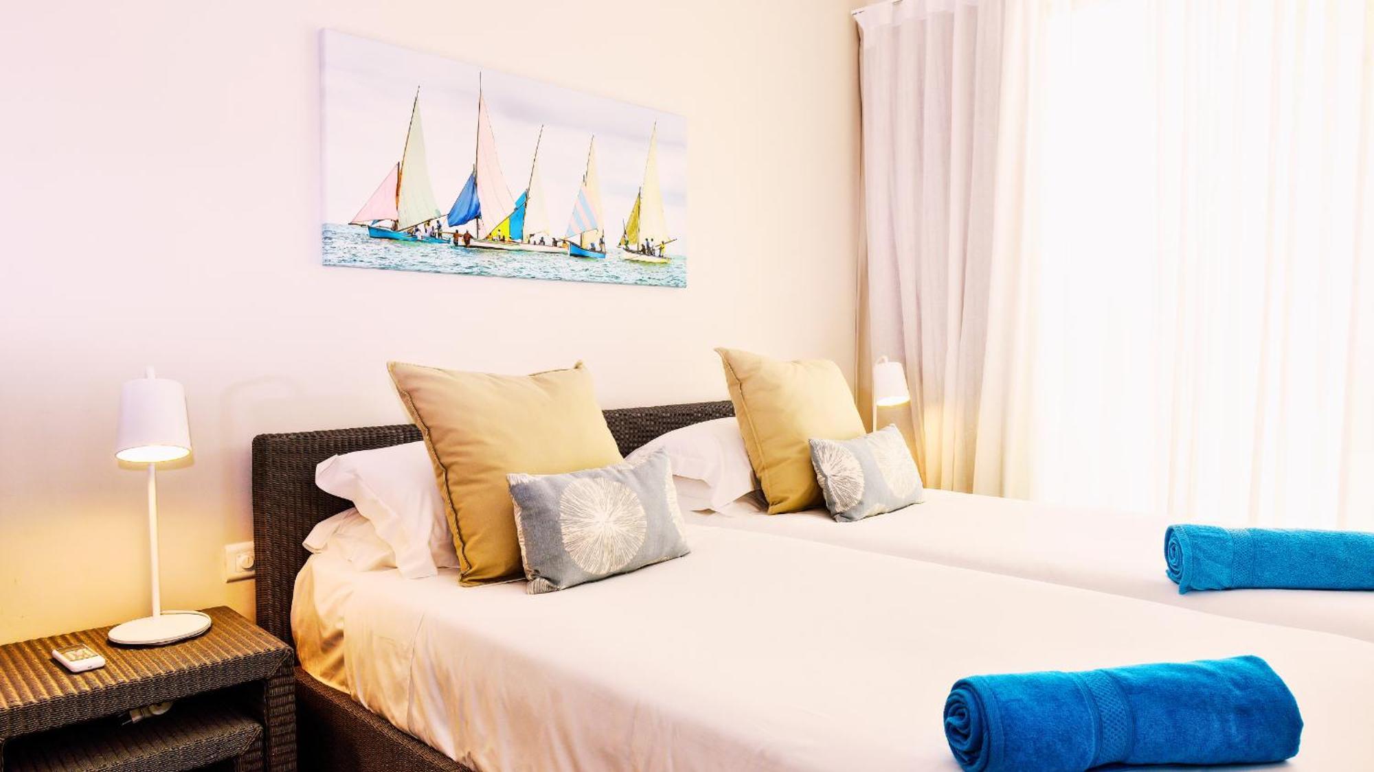 Esplanade By Horizon Holidays Tamarin Exterior foto